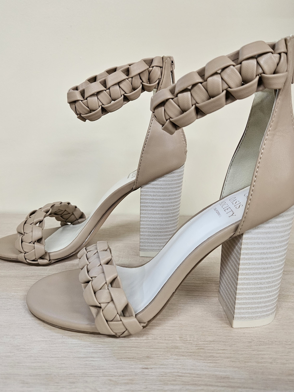 NIB | OASIS SOCIETY | 7.5 | Braided Block Heel Sandals Nude - Picture 3 of 7